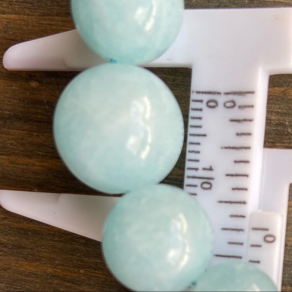 AQUAMARINE BUBBLE SHORT STATEMENT NECKLACE - Picture 8 of 13